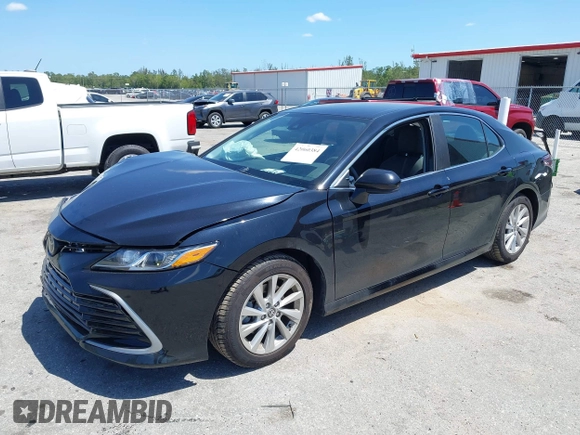 2023 Toyota Camry LE z VIN 4T1C11AK2PU120803, wystawiony jako IAAI lot #42060384 z przebiegiem 38 897 mil mil oraz . Historia ofert i sprzedaży dostępna na DreamBid. Obrazek 18.