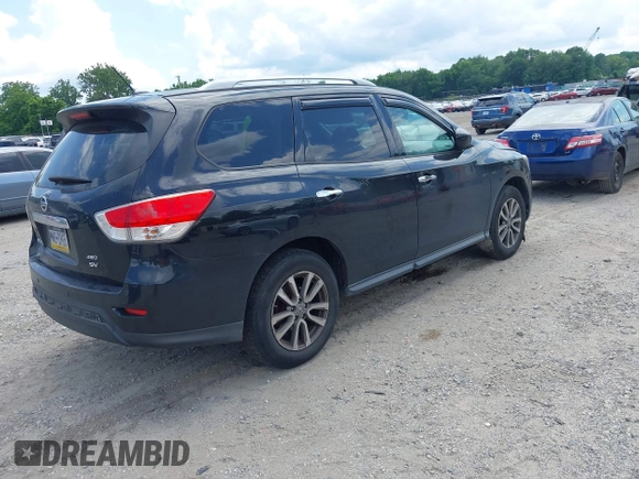 2015 Nissan Pathfinder Platinum with VIN 5N1AR2MM2FC649787, listed as a IAAI auction lot 42730039 with 205,327 mi miles and . Bid and sale history available at DreamBid. Image 4.