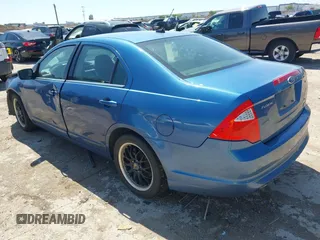 2010 Ford Fusion SE with VIN 3FAHP0HG0AR384398, listed as a IAAI auction lot 41978016 with 206,243 mi miles and . Bid and sale history available at DreamBid. Image 3.