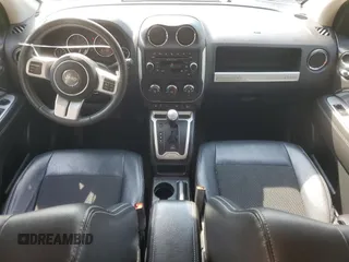 2017 Jeep Compass High Altitude with VIN 1C4NJDEBXHD191404, listed as a Copart auction lot 57209015 with 60,532 mi miles and Salvage title. Bid and sale history available at DreamBid. Image 8.