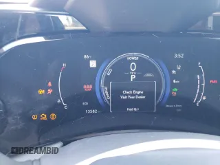 2024 Lexus NX 350h Luxury z VIN JTJHKCEZ5R2026405, wystawiony jako Copart lot #43121815 z przebiegiem 13 582 mil mil oraz Szkoda całkowita • Salvage title. Historia ofert i sprzedaży dostępna na DreamBid. Obrazek 9.