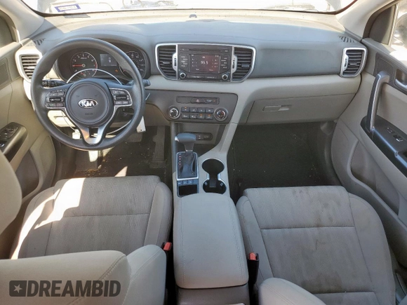 2017 Kia Sportage LX z VIN KNDPMCAC0H7229035, wystawiony jako Copart lot #58212175 z przebiegiem 66 041 mil mil oraz Szkoda całkowita • Salvage title. Historia ofert i sprzedaży dostępna na DreamBid. Obrazek 8.