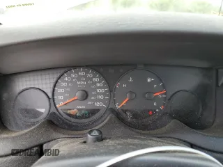2002 Dodge Neon SE z VIN 1B3AS46CX2D535700, wystawiony jako Copart lot #57387495 z przebiegiem 62 121 mil mil oraz Tytuł czysty. Historia ofert i sprzedaży dostępna na DreamBid. Obrazek 9.