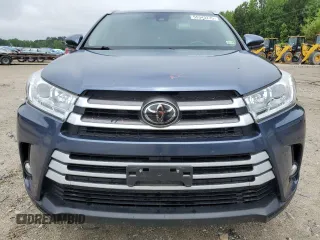 2018 Toyota Highlander SE with VIN 5TDJZRFH9JS858688, listed as a Copart auction lot 55343275 with 103,287 mi miles and Salvage title. Bid and sale history available at DreamBid. Image 5.