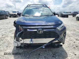 2022 Toyota RAV4 XLE Premium with VIN 2T3C1RFV5NW225650, listed as a Copart auction lot 61301165 with 36,969 mi miles and Salvage title. Bid and sale history available at DreamBid. Image 5.