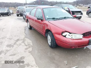 1998 Ford Contour z VIN 1FAFP6531WK303884, wystawiony jako IAAI lot #41532006 z przebiegiem 110 001 mil mil oraz . Historia ofert i sprzedaży dostępna na DreamBid. Obrazek 6.