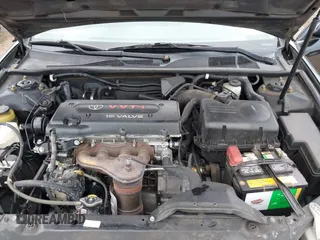 2005 Toyota Camry STD z VIN 4T1BE32K65U383111, wystawiony jako IAAI lot #41735806 z przebiegiem 115 285 mil mil oraz . Historia ofert i sprzedaży dostępna na DreamBid. Obrazek 10.