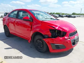 2016 Chevrolet Sonic LS с VIN 1G1JA5SH9G4124457, выставлен на аукционе IAAI как лот 42447302 с пробегом 143 116 миль миль и . История ставок и продаж доступна на DreamBid. Изображение 1.