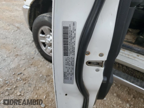 2014 Ram 2500 Tradesman with VIN 3C6UR5HL2EG160300, listed as a Copart auction lot 84943224 with 338,373 mi miles and Salvage Title. Bid and sale history available at carsss.com. Image 12.
