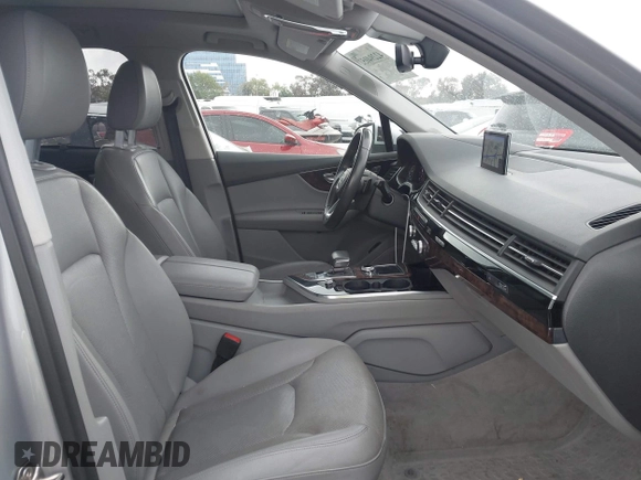 2018 Audi Q7 Prestige with VIN WA1VAAF77JD028847, listed as a IAAI auction lot 42294052 with 46,478 mi miles and . Bid and sale history available at DreamBid. Image 5.