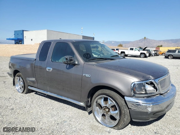 2003 Ford F-150 XL with VIN 1FTRX07233KC40260, listed as a Copart auction lot 78007404 with 85,222 mi miles and Salvage Title. Bid and sale history available at carsss.com. Image 4.