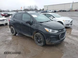 2022 Chevrolet Trax LT with VIN KL7CJPSM5NB525079, listed as a IAAI auction lot 41835898 with 45,432 mi miles and . Bid and sale history available at carsss.com. Image 1.