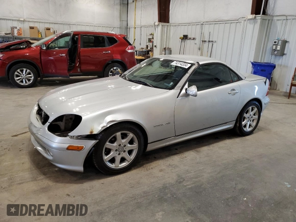 2002 Mercedes-Benz SLK-Class 2.3L Kompressor with VIN WDBKK49F42F262412, listed as a Copart auction lot 74314334 with 126,333 mi miles and Clean Title. Bid and sale history available at carsss.com. Image 1.