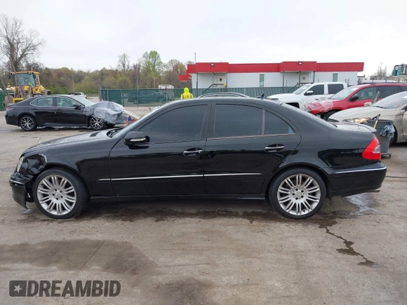 2007 Mercedes-Benz E 350 with VIN WDBUF87X77X215456, listed as a IAAI auction lot 41974055 with 106,164 mi miles and . Bid and sale history available at carsss.com. Image 14.