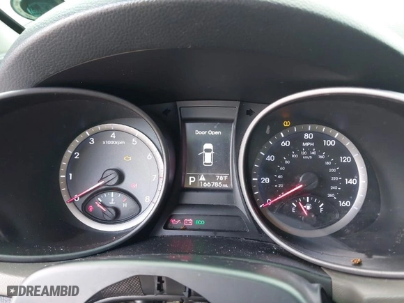 2015 Hyundai Santa Fe Sport with VIN 5XYZTDLB0FG280038, listed as a IAAI auction lot 41968353 with 166,785 mi miles. Bid and sale history available at carsss.com. Image 7.