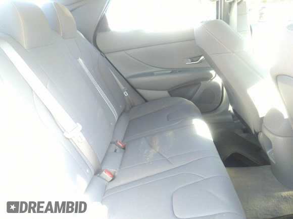 2024 Hyundai Elantra SEL with VIN KMHLM4DG4RU764080, listed as a IAAI auction lot 40941640 with 571 mi miles. Bid and sale history available at carsss.com. Image 8.