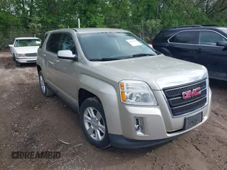 2013 GMC Terrain SLE with VIN 2GKALMEK7D6350286, listed as a IAAI auction lot 42133463 with 221,472 mi miles. Bid and sale history available at carsss.com. Image 1.