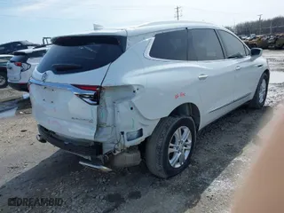 2019 Buick Enclave Essence with VIN 5GAEVAKW1KJ267760, listed as a IAAI auction lot 41921204 with 72,373 mi miles. Bid and sale history available at carsss.com. Image 4.