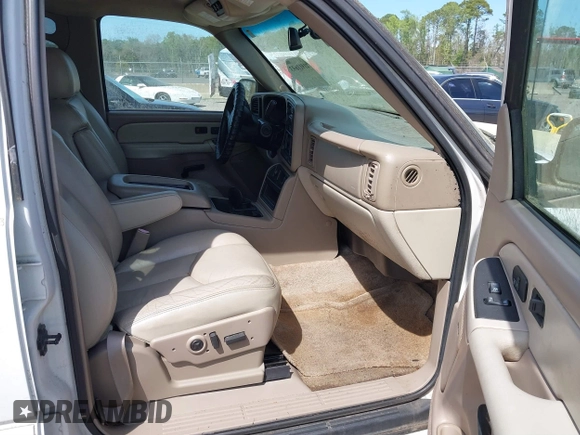 2003 Chevrolet Tahoe LS with VIN 1GNEC13ZX3R281468, listed as a IAAI auction lot 41911693 with 149,387 mi miles and . Bid and sale history available at DreamBid. Image 5.