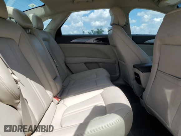 2019 Lincoln MKZ Hybrid z VIN 3LN6L5KU4KR604213, wystawiony jako Copart lot #72761484 z przebiegiem 62 469 mil mil oraz Nie do naprawy • Non repairable. Historia ofert i sprzedaży dostępna na DreamBid. Obrazek 10.