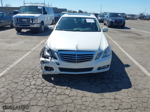 2011 Mercedes-Benz E-Class E 350 Luxury BlueTEC with VIN WDDHF2EB6BA505602, listed as a IAAI auction lot 41859128 with 114,146 mi miles. Bid and sale history available at carsss.com. Image 13.
