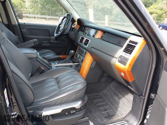 2005 Land Rover Range Rover with VIN SALMF11445A194811, listed as a IAAI auction lot 42192591 with 164,768 mi miles and . Bid and sale history available at DreamBid. Image 5.