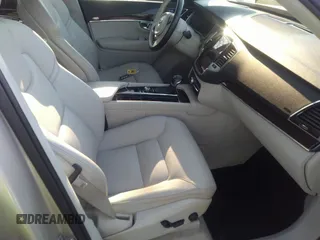 2016 Volvo XC90 T6 Momentum with VIN YV4A22PK7G1034763, listed as a IAAI auction lot 41590080 with 132,508 mi miles. Bid and sale history available at carsss.com. Image 5.