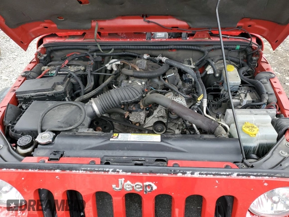 2010 Jeep Wrangler Unlimited Rubicon with VIN 1J4BA6H17AL109880, listed as a Copart auction lot 44205455 with 95,781 mi miles and Salvage title. Bid and sale history available at DreamBid. Image 12.