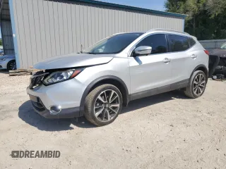 2017 Nissan Rogue S with VIN JN1BJ1CP0HW035847, listed as a Copart auction lot 54410925 with 96,897 mi miles and Salvage title. Bid and sale history available at DreamBid. Image 1.