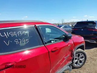 2025 Jeep Compass Latitude с VIN 3C4NJDBN7ST548795, выставлен на аукционе IAAI как лот 41891359 с пробегом 4 569 миль миль и . История ставок и продаж доступна на DreamBid. Изображение 17.