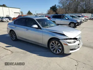 2013 BMW 3 Series 328i with VIN WBA3A5G54DNP26183, listed as a Copart auction lot 88956315 with 200,819 mi miles and Salvage Title. Bid and sale history available at carsss.com. Image 4.