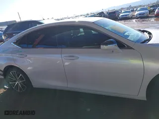 2024 Lexus ES with VIN 58ADA1C15RU042473, listed as a IAAI auction lot 41755870 with 19,043 mi miles. Bid and sale history available at carsss.com. Image 13.
