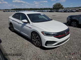 2021 Volkswagen Jetta GLI S z VIN 3VW6T7BU7MM021776, wystawiony jako Copart lot #55020415 z przebiegiem 61 456 mil mil oraz Nie do naprawy. Historia ofert i sprzedaży dostępna na DreamBid. Obrazek 4.