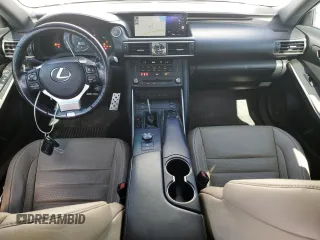 2020 Lexus IS 300 F Sport z VIN JTHG81F24L5040478, wystawiony jako Copart lot #61616525 z przebiegiem 69 672 mil mil oraz Szkoda całkowita • Salvage title. Historia ofert i sprzedaży dostępna na DreamBid. Obrazek 8.