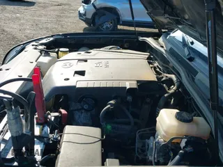 2005 Toyota 4Runner SR5 with VIN JTEBU14R558036640, listed as a IAAI auction lot 43184217 with 70,979 mi miles and . Bid and sale history available at DreamBid. Image 19.