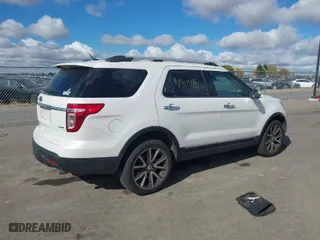 2014 Ford Explorer Limited with VIN 1FM5K8F80EGC23564, listed as a IAAI auction lot 40603196 with 62,928 mi miles. Bid and sale history available at carsss.com. Image 4.