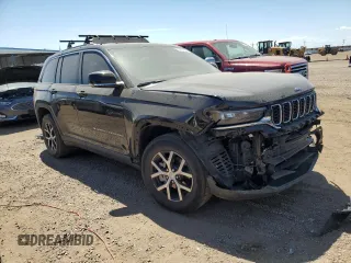 2023 Jeep Grand Cherokee Limited with VIN 1C4RJHBG7PC643161, listed as a Copart auction lot 64201035 with 18,074 mi miles and Salvage title. Bid and sale history available at DreamBid. Image 4.
