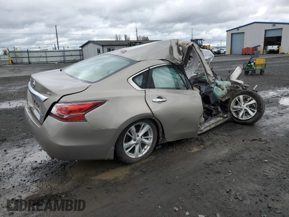 2014 Nissan Altima 2.5 with VIN 1N4AL3AP3EN236747, listed as a Copart auction lot 51985365 with 14,785 mi miles and Salvage Title. Bid and sale history available at carsss.com. Image 3.