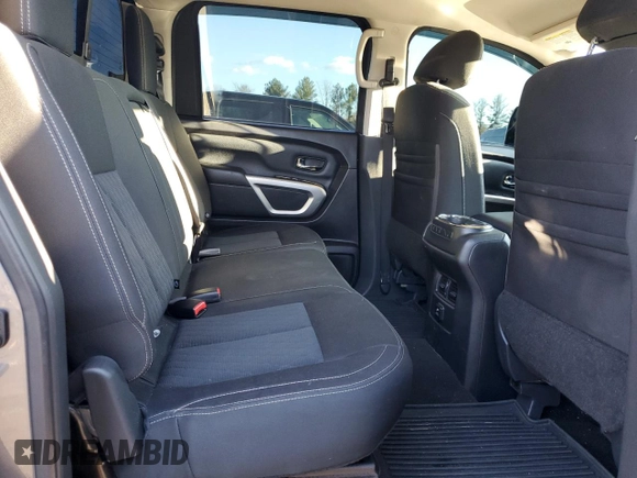 2018 Nissan Titan Pro-4X z VIN 1N6AA1E54JN544479, wystawiony jako Copart lot #86720494 z przebiegiem 137 180 mil mil oraz Szkoda całkowita • Salvage title. Historia ofert i sprzedaży dostępna na DreamBid. Obrazek 11.