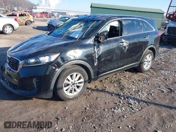 2019 Kia Sorento LX with VIN 5XYPG4A34KG509144, listed as a IAAI auction lot 41747105 with 129,874 mi miles. Bid and sale history available at carsss.com. Image 18.
