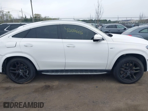 2021 Mercedes-Benz GLE 53 AMG with VIN 4JGFD6BB6MA250046, listed as a IAAI auction lot 42006606 with 65,198 mi miles and . Bid and sale history available at DreamBid. Image 13.