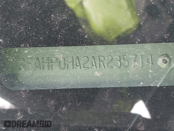 2010 Ford Fusion SE z VIN 3FAHP0HA2AR235714, wystawiony jako IAAI lot #41690933 z przebiegiem Nie podano mil oraz . Historia ofert i sprzedaży dostępna na DreamBid. Obrazek 9.