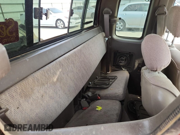 1999 Toyota Tacoma with VIN 4TAVL52N7XZ549666, listed as a Copart auction lot 58861885 with 326,363 mi miles and Salvage title. Bid and sale history available at DreamBid. Image 10.