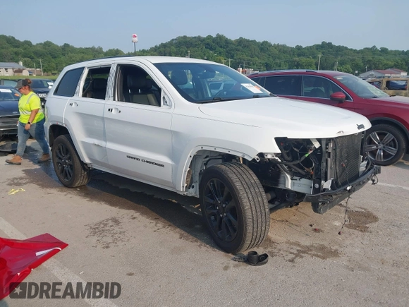 2018 Jeep Grand Cherokee Laredo with VIN 1C4RJFAGXJC121900, listed as a IAAI auction lot 42429505 with 72,351 mi miles and . Bid and sale history available at DreamBid. Image 1.