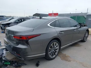 2022 Lexus LS with VIN JTHD51FF5N5015672, listed as a IAAI auction lot 41286408 with 30,047 mi miles. Bid and sale history available at carsss.com. Image 4.