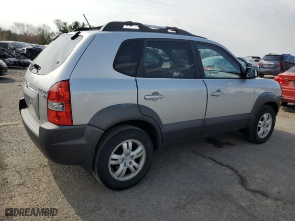 2008 Hyundai Tucson SE with VIN KM8JN72D38U902236, listed as a Copart auction lot 48786685 with 139,236 mi miles and Salvage Title. Bid and sale history available at carsss.com. Image 3.