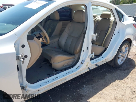 2013 Nissan Altima SL z VIN 1N4BL3AP3DC237539, wystawiony jako IAAI lot #42541516 z przebiegiem 149 053 mil mil oraz . Historia ofert i sprzedaży dostępna na DreamBid. Obrazek 6.