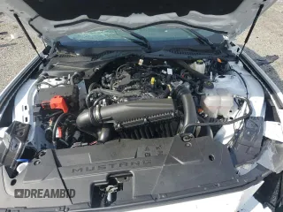 2024 Ford Mustang EcoBoost z VIN 1FAGP8UH8R5135709, wystawiony jako Copart lot #57393045 z przebiegiem 1 267 mil mil oraz Szkoda całkowita • Salvage title. Historia ofert i sprzedaży dostępna na DreamBid. Obrazek 11.