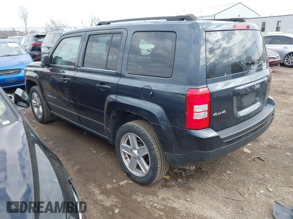 2014 Jeep Patriot Sport with VIN 1C4NJRBB7ED546414, listed as a IAAI auction lot 41904830 with 103,318 mi miles. Bid and sale history available at carsss.com. Image 3.