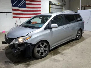 2017 Toyota Sienna SE с VIN 5TDXZ3DC6HS852078, выставлен на аукционе Copart как лот 51044615 с пробегом 81 552 миль миль и Списание • Salvage title. История ставок и продаж доступна на DreamBid. Изображение 1.